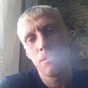 Виталий, 35, Топки