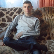 Максим, 31, Белев
