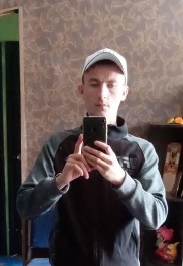 Моя фотография - Дмитрий, 34 из Березовский (Кемеровская обл.) (@dmitriy411328)