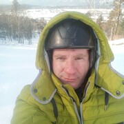 Кирилл, 40, Северск