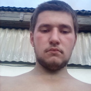 Роман, 19, Нижнеудинск