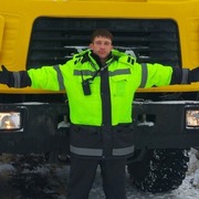 Николай, 30, Кировск