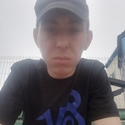 Максим, 27, Киселевск