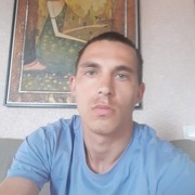 Максим, 26, Тульский