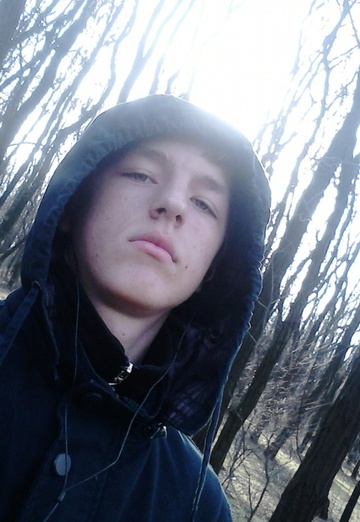 Моя фотография - Геннадий, 24 из Зверево (@gennadiy12374)