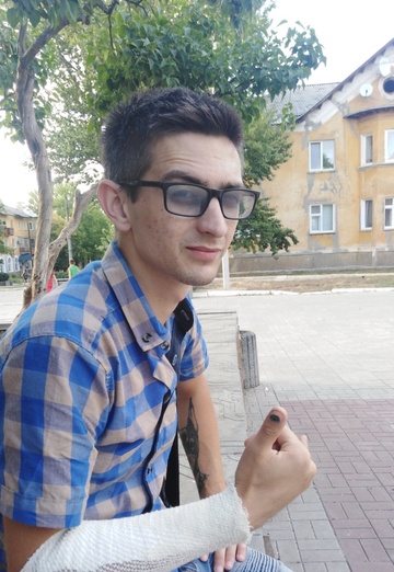 Моя фотография - Владимир Бешуля, 28 из Краматорск (@vladimirbeshulya)