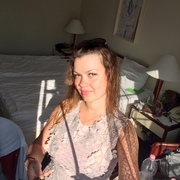 Марина, 34, Надым (Тюменская обл.)