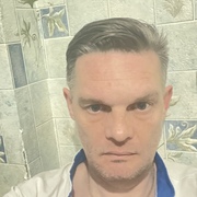 Юрий, 43, Зеленогорск
