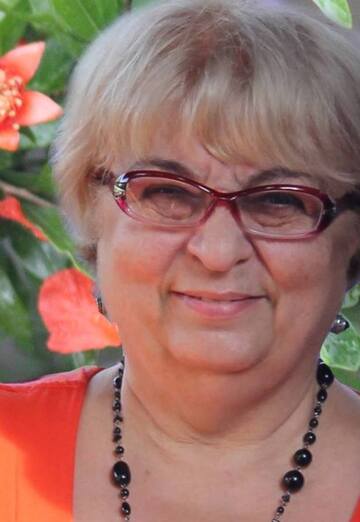 La mia foto - Tina, 74 di Tbilisi (@tina6395)