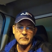 Саша, 49, Икша