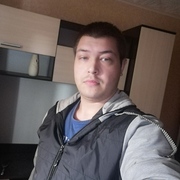 Виталий, 26, Каменка