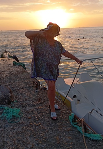 Lora (@lora7406) — my photo № 6