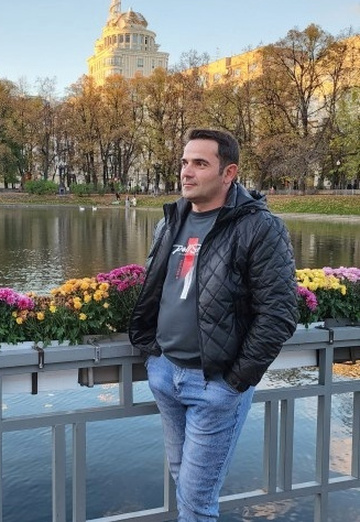 La mia foto - Vlad, 40 di Mosca (@vdad342)