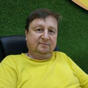Олег, 53, Омск