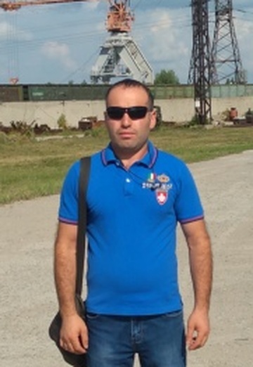 Моя фотография - Зухриддир Аслонов, 39 из Новосибирск (@zuhriddiraslonov)