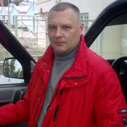 Михаил, 54, Петровское