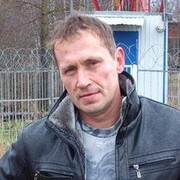 Олег, 53, Брейтово
