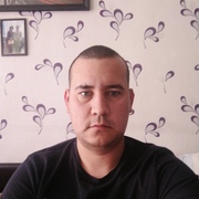 Евгений Баженов, 29, Приютово