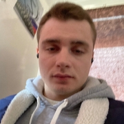 Владимир, 24, Репьевка