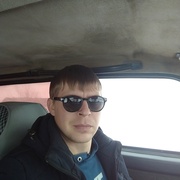 Виктор Смольянинов, 31, Лебедянь