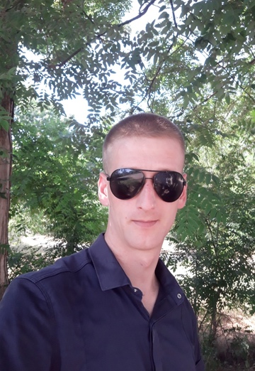 Моя фотография - Святослав, 32 из Черноморск (@svyatoslav3326)
