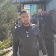 Далер, 26, Москва