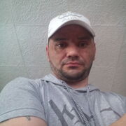 Денис, 43, Уяр