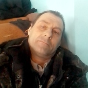 Олег, 48, Высокогорный
