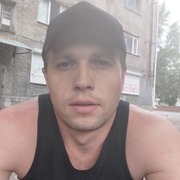 Иван, 29, Омск