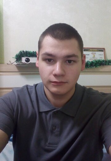 Моя фотография - Дмитрий Радченко, 28 из Серов (@dmitriyradchenko6)