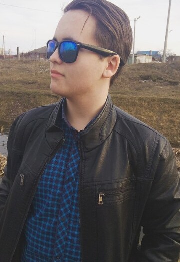 Моя фотография - Maksim, 21 из Кременчуг (@sokolovq0)