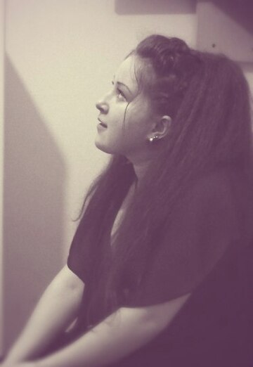 Selena Isidar (@selenaisidar) — mein Foto #4