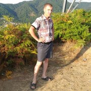 Василий, 32, Ишим