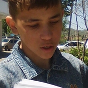 Илья, 19, Славянка