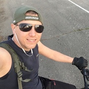 Максим, 31, Миасс