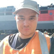 Максим, 30, Белоярск