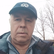 Евгений, 68, Михнево