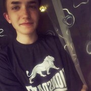 Илья, 21, Соликамск