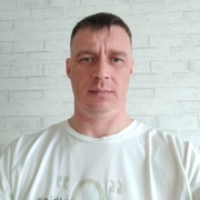 Александр, 39, Татищево