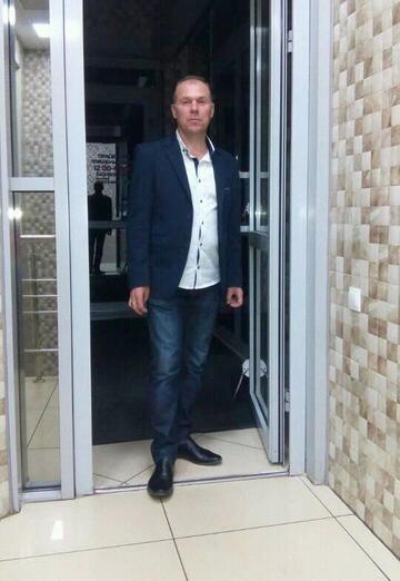 La mia foto - Anatoliy, 52 di Mohyliv-Podil's'kyj (@anatoliy47570)