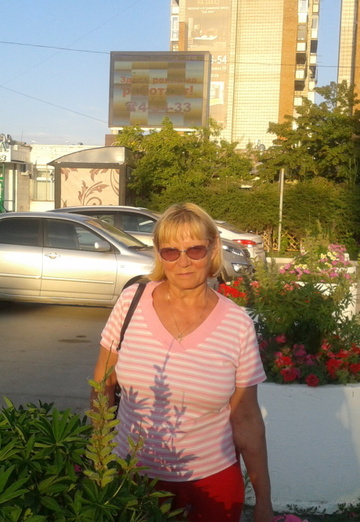 Моя фотография - Татьяна, 69 из Сан-Рафаэль (@tatyana151315)