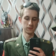 Леонид, 21, Александров