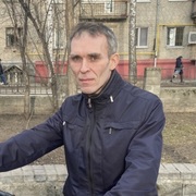 Валентин, 48, Томск