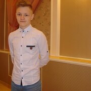Андрей, 21, Кировск