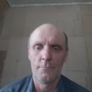 Андрей, 54, Александровск