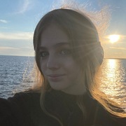 Аня, 21, Санкт-Петербург