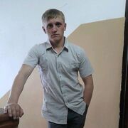Сергей, 33, Бикин