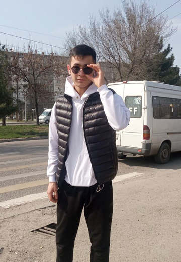 Моя фотография - elzar, 23 из Бишкек (@elzar82)
