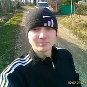 Илья, 24, Хадыженск