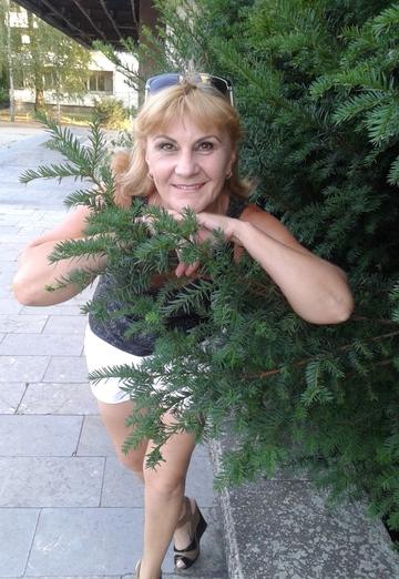 Моя фотография - Валентина, 60 из Нижнегорский (@valentina28262)
